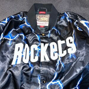 MITCHELL & NESS HARDWOOD CLASSICS HOUSTON ROCKETS SATIN JACKET SIZE Large SU6I13